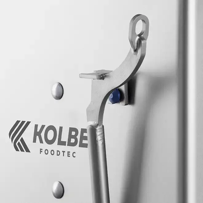 kolbe-foodtec-stopfwoelfe-serienausstattung-kombi-hakenschluessel.webp