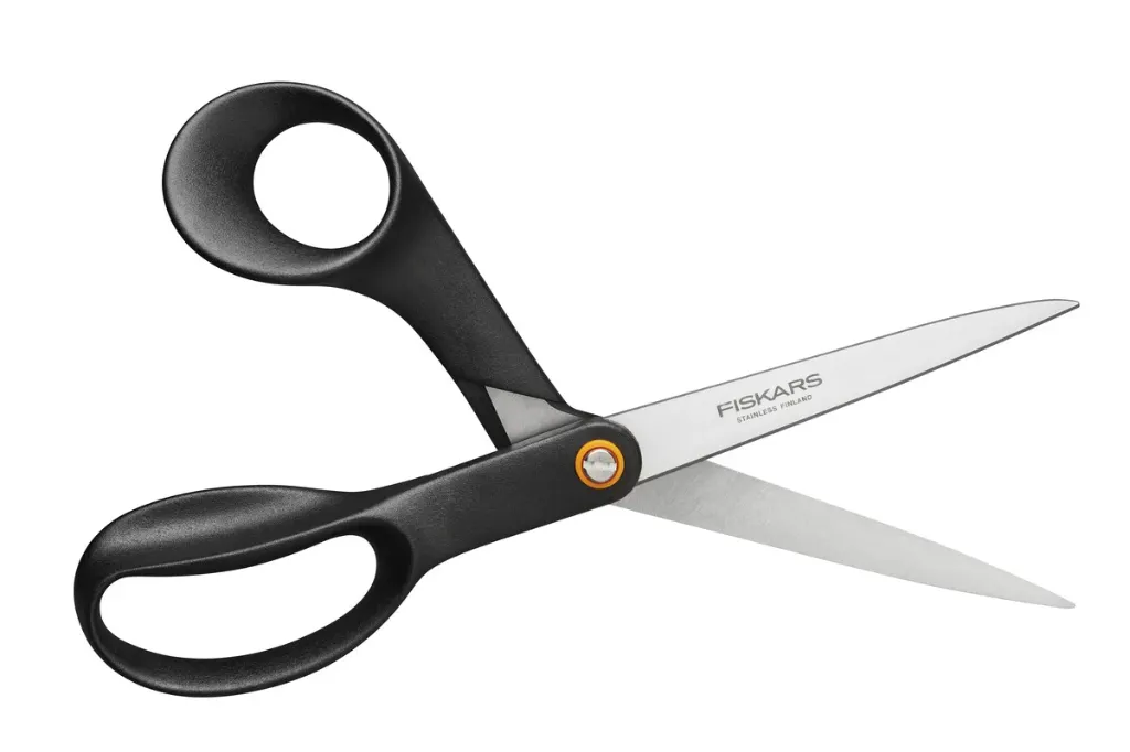fiskars-scissors-universal-functional-form-21cm-bl (1).webp